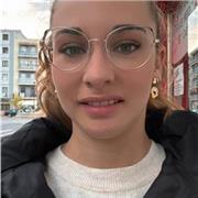 Profesora de primaria apta para todas las asignaturas y con mucha experiencia.